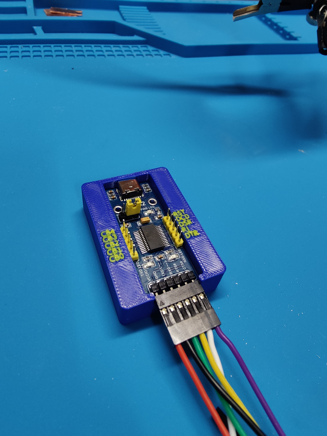 compartir olas ft232 convertidor 20646 by kosygor pasatiempo bricolaje diy electrónica programador usb c uart ttl ft232rl 3D print model - Mito3D