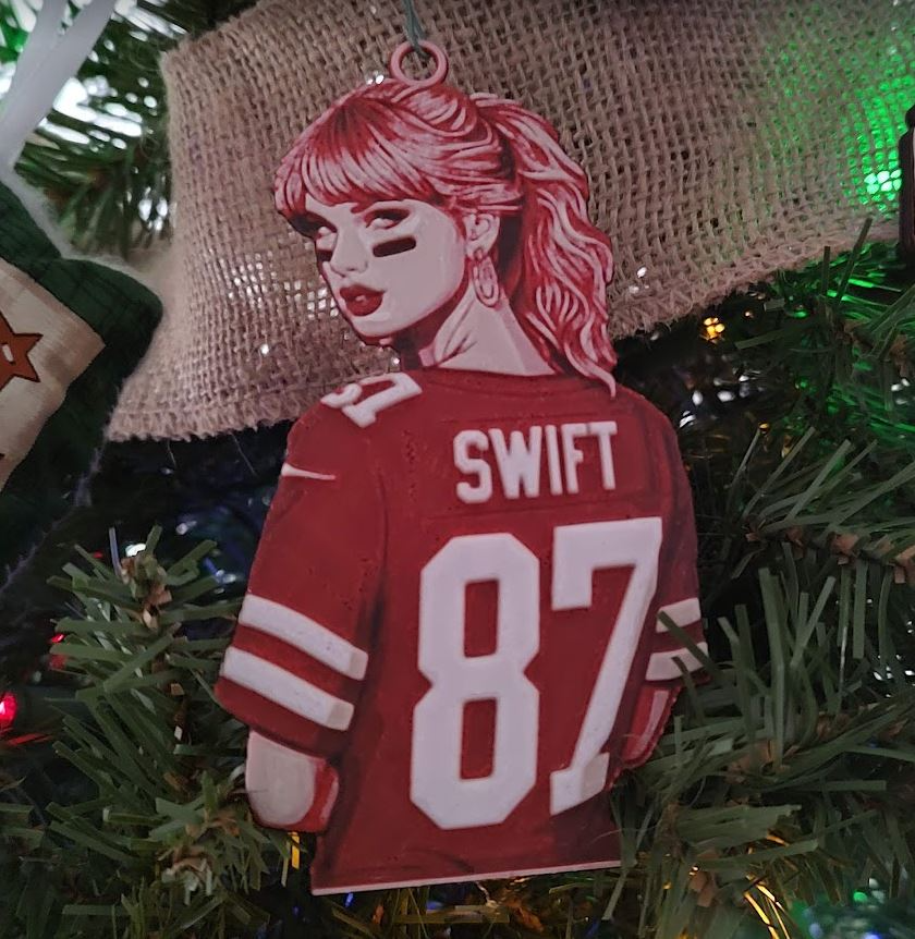 taylor veloce travis kelce jersey by hiy12002 domestico festività taylor swift ornamento natale vacanza 3D print model - Mito3D