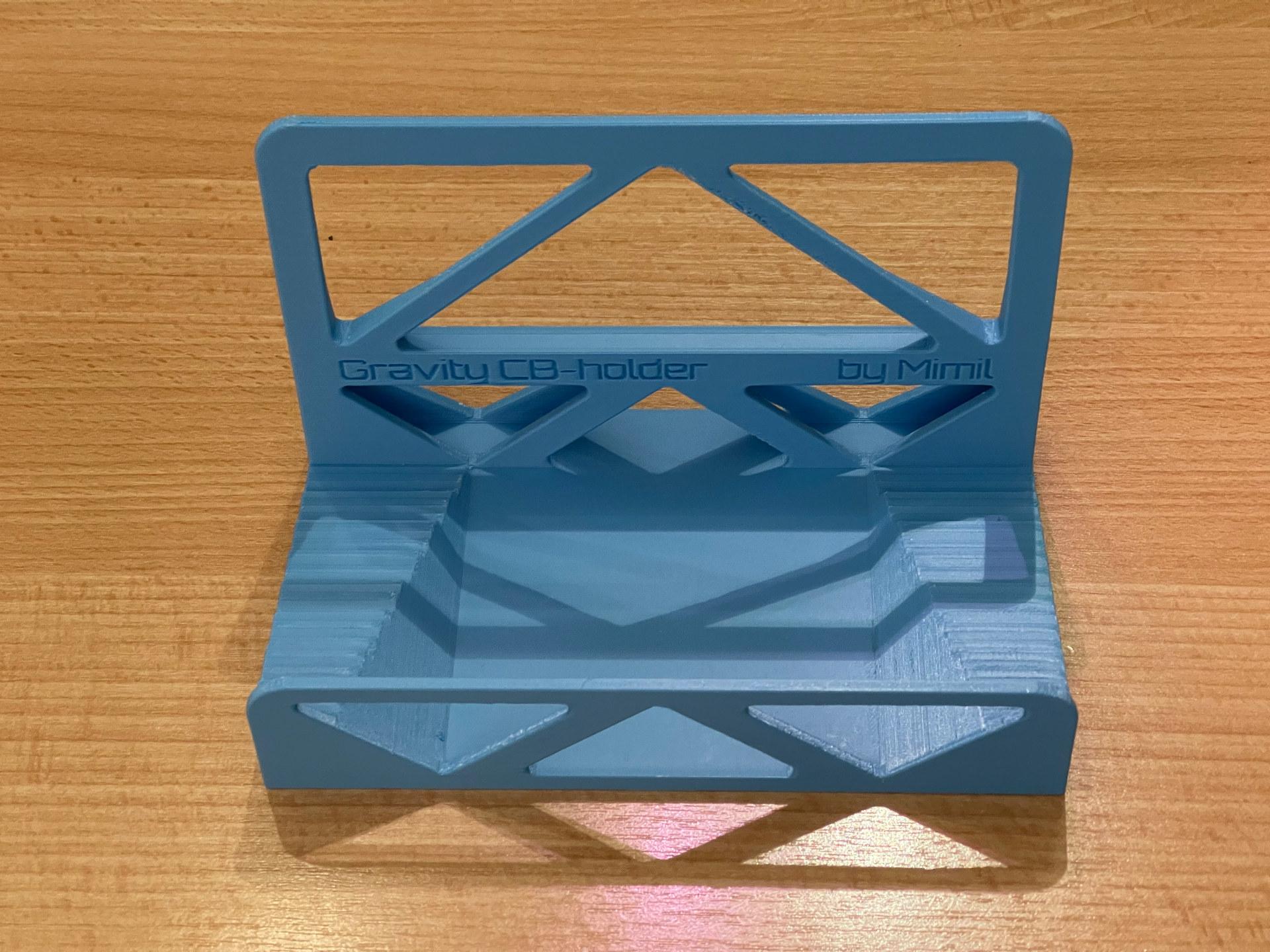 gravité coupe board holder by mimi ménage maison modèles planche supporter 3D print model - Mito3D