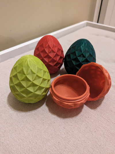 small threaded twisty dragon egg by sprocketstudios toys & games easter container 3d print model - Mito3D