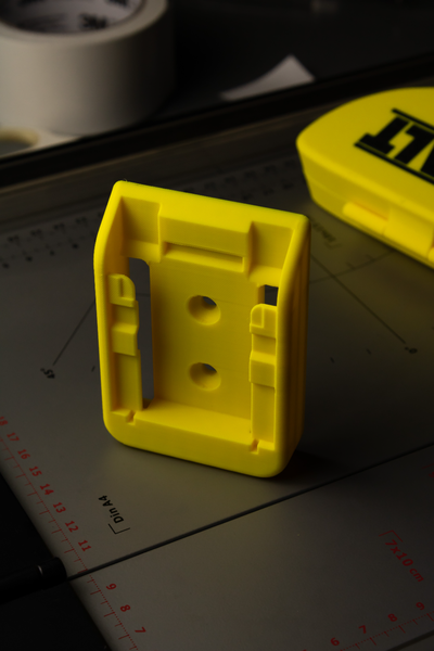 dewalt battery holder remixed by sipura tools machine drill 3d print model - Mito3D