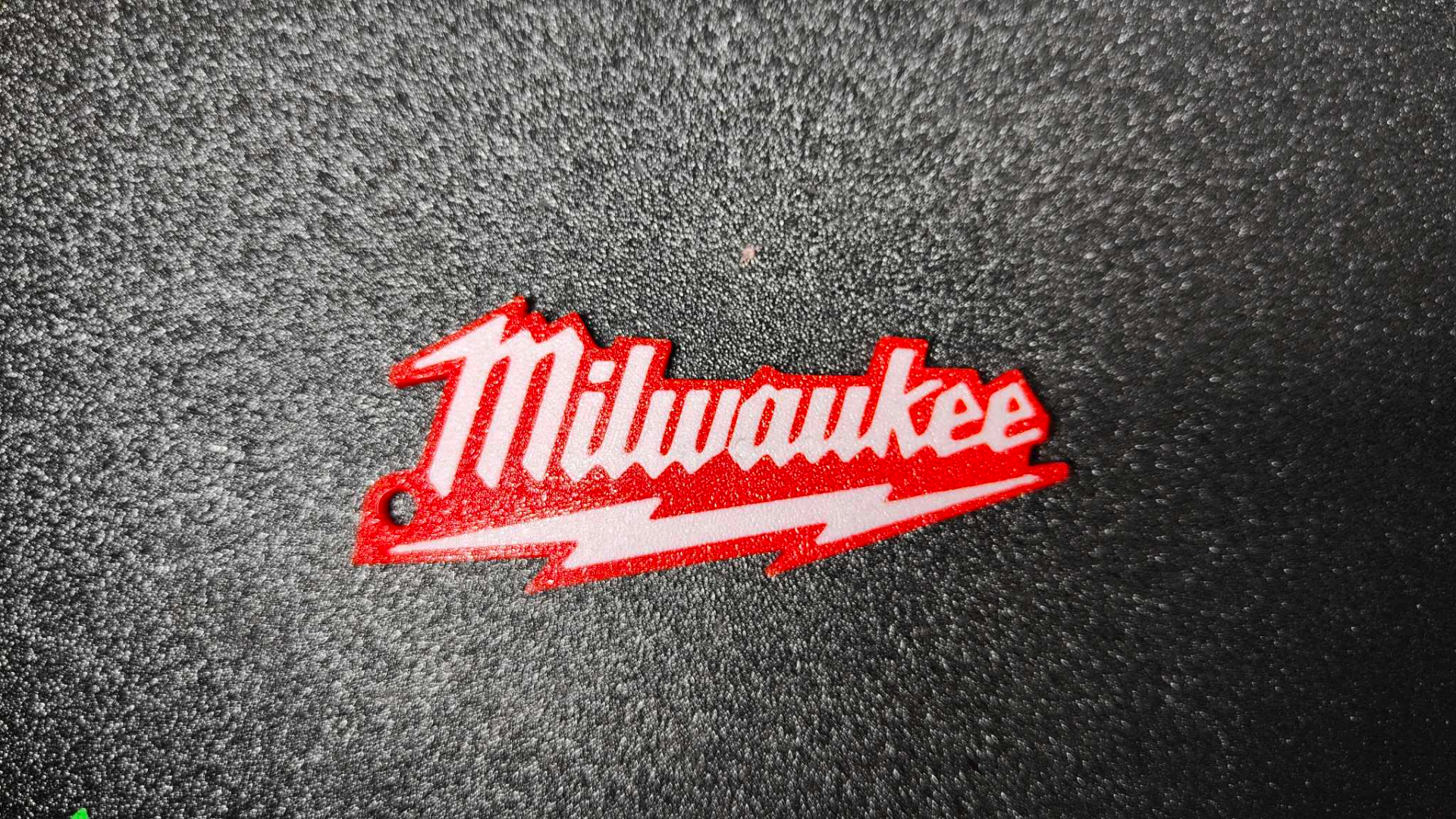 milwaukee schlüsselbund by tompress3d kunst zeichen logos 3D print model - Mito3D