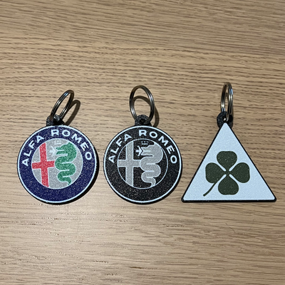 alfa romeo + quadrifoglio verde keychain by 3dingo art signs & logos alfaromeo logo cloverleaf car accessories portachiavi accessori auto keyring keyholder reverse print reverseprint 3d print model - Mito3D