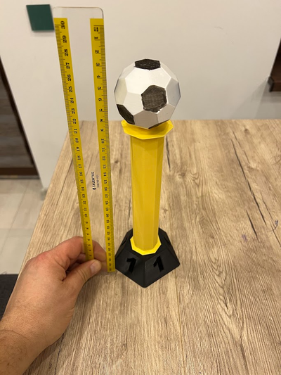 fußball trophäe by jetsons hobby diy sport draußen throphie 3d print model - Mito3D