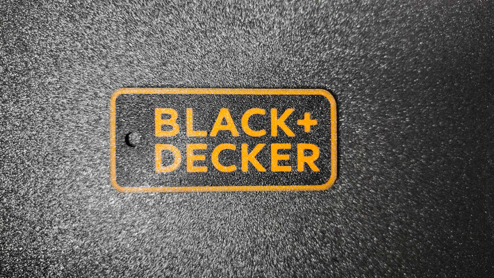 schwarz + decker schlüsselbund by tompress3d kunst zeichen logos blackanddecker decker blackdecker 3d print model - Mito3D