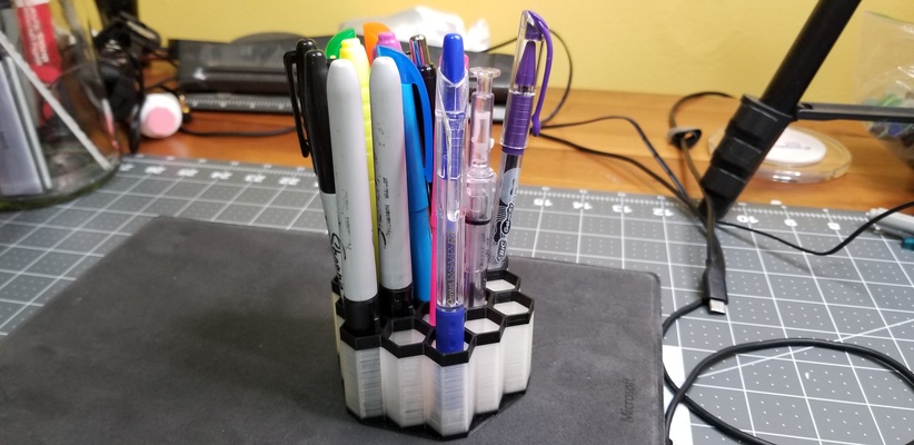 sharpie holder pen stand by ragingroosevelt household office customizable penholder pencilholder openscad scad sharpieholder openscadcustomizer 3d print model - Mito3D