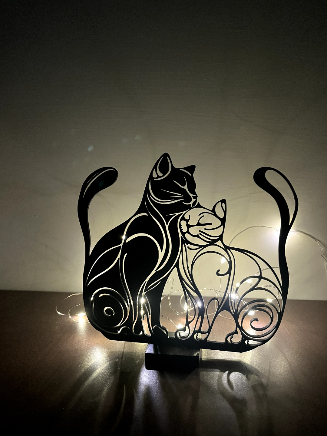 aimant chat couple table décoration by étoilesdf ménage décor 2d art lumière ombre cœur l'amour noir mignonne 3D print model - Mito3D