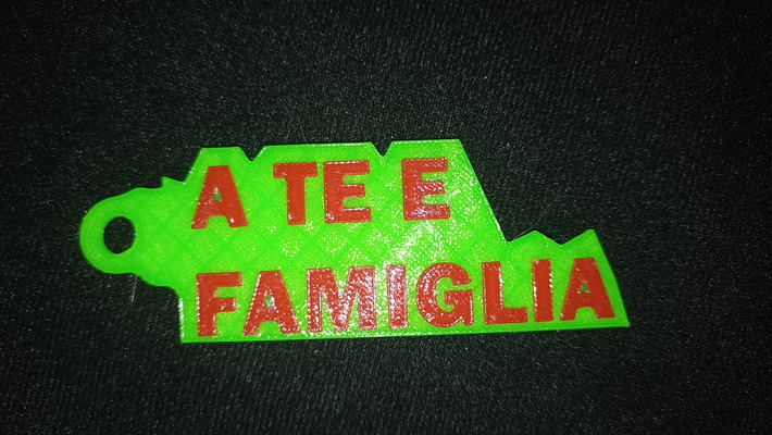 te famiglia by sq revolution kunst zeichen logos portachiavi gadget 3d print model - Mito3D