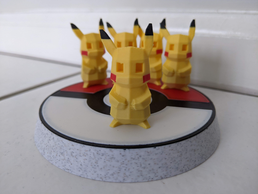 low poly pikachu multicolore supporti remixato by dc573d miniature animali pokemon poli nintendo pokeball multi colore giallo 3d print model - Mito3D