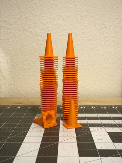 1 10 scale 18 inch traffic cone - economy style high base by datryhard22 hobby & diy rc trafficcone scalemodel 3d print model - Mito3D