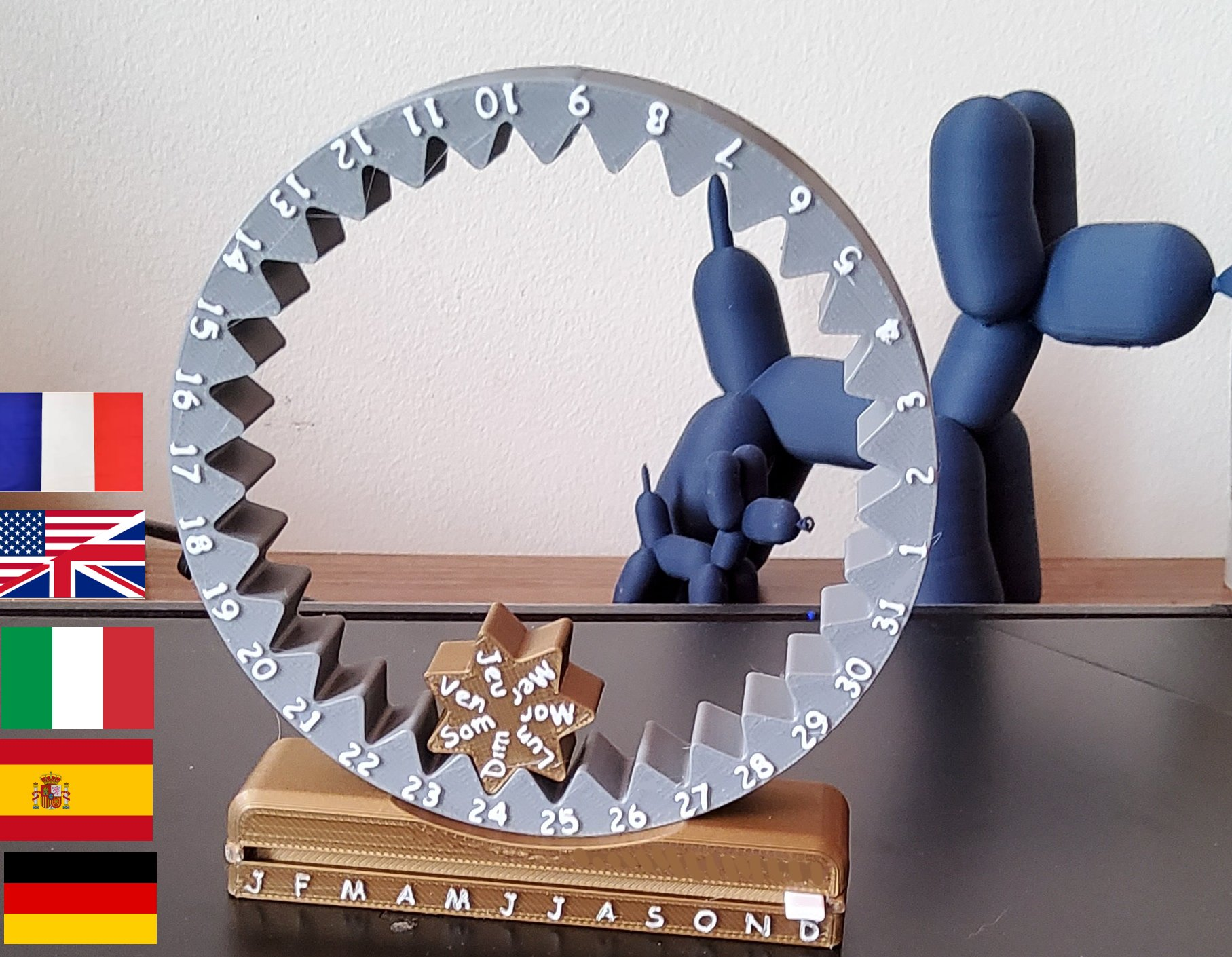 ewig multi sprache kalender by mimi zuhause haus dekoration haushalt büro geschenk cadeau kalendrier perpetuel französisch englisch spanisch spanien deutsch deutsche schreibtisch veranstalter vater mutter pere vaters mütter papa 3D print model - Mito3D