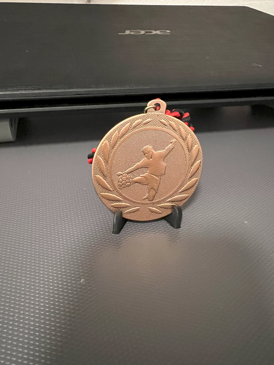 médaille titulaire soutien by léoncp loisir diy sport air 3D print model - Mito3D