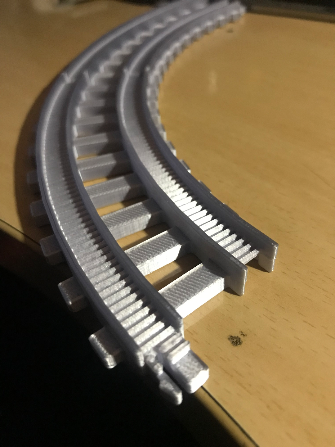 incurvé rails thomas copains trackmaster by betterave jouets jeux modèle chemin fer jouet train 3D print model - Mito3D