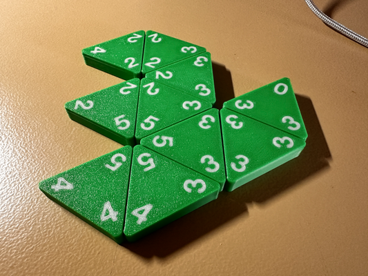 triominos steine by andreas sagr spielzeuge spiele tafel spiel domino triomino familie spaß schonen ersatzteile 3d print model - Mito3D