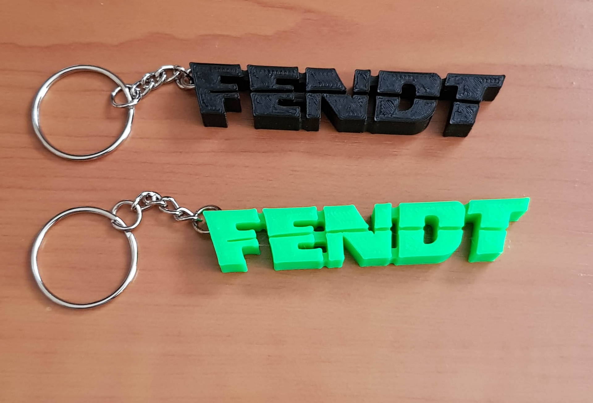 fendt portachiavi by lele88 utensili gadget chiave cahin trattore traktor camion 3D print model - Mito3D