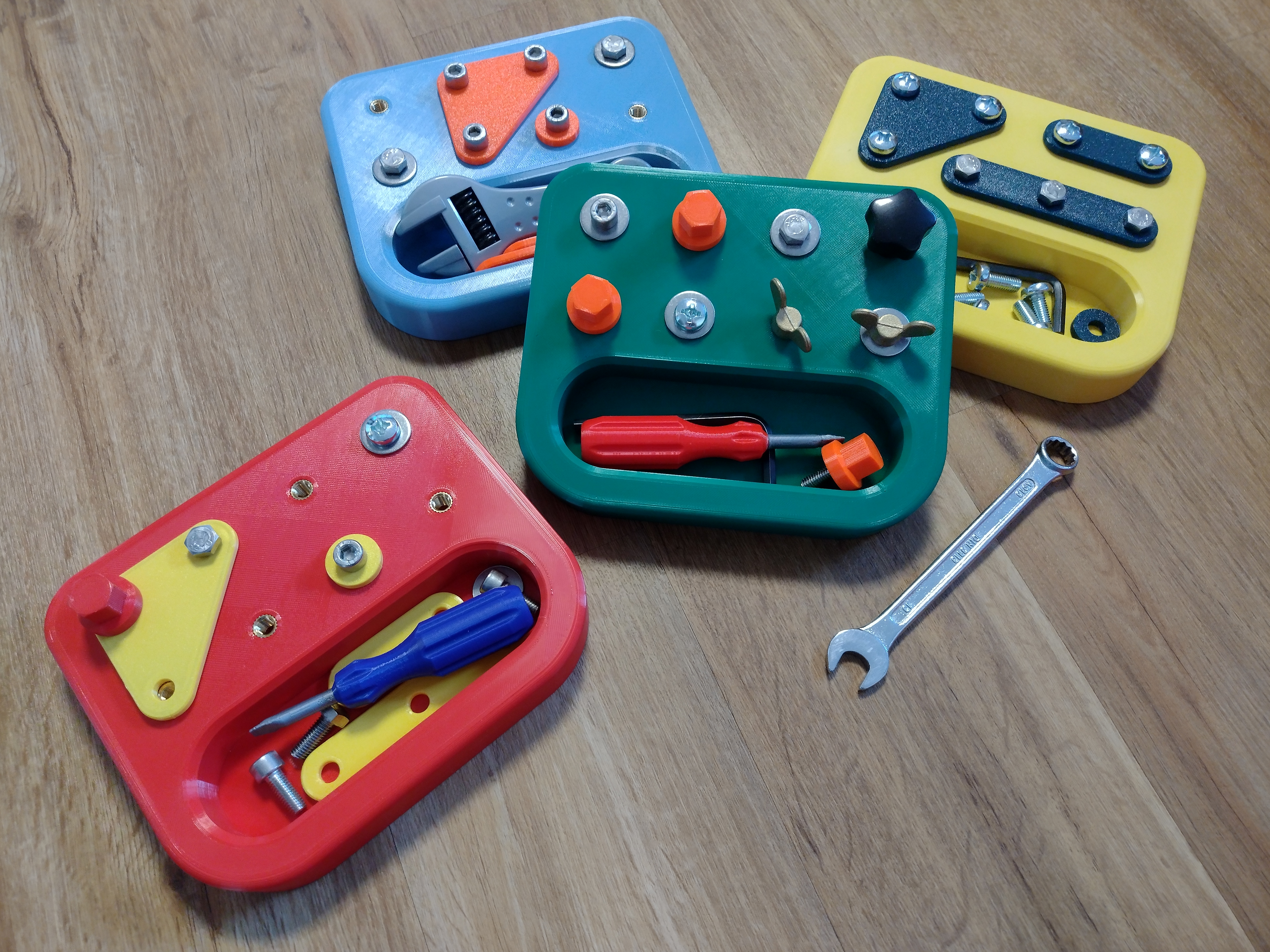 motor kompetenzen spielzeug by cad guy bildung ingenieurwesen spiel spiele weihnachtsgeschenk lehrreich gabelschluessel pädagogoy schraubendreher freundlicher montessori kleinkind kindergarten schraube motorskills lernspiel lernspielzeug montessori lernspielzeug 3D print model - Mito3D