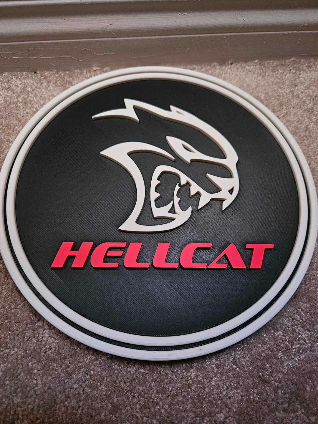 schivare hellcat cartello by 3dg disegni arte segni loghi box auto arredamento sfidante srt caricabatterie durango camion uomo grotta logo ariete appassionato 3D print model - Mito3D