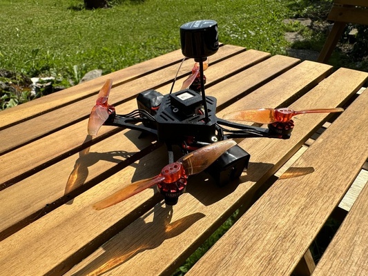 nano3lrg by johnny piloto passatempo faça rc 3dprinteddrone 3dprintedframe aio barômetro diydrones diidrone diy quadcopter zangão drones foxeer fpv fpvcam fpvcameramount fpvdrone fpvracer fpvracing gps gsf405a bmi jhemcu jhemcuaio longo alcance alcancefpv magnetômetro microdrone microdrones microdronesdrones microdronediyframe microlongrange quadro miniquad miniquadframe nano nanolongrange nanodrone nanoquad nanoquadrocóptero quad rcaircraft rcdiy rcdrone avião veículos rc vtx 3d print model - Mito3D