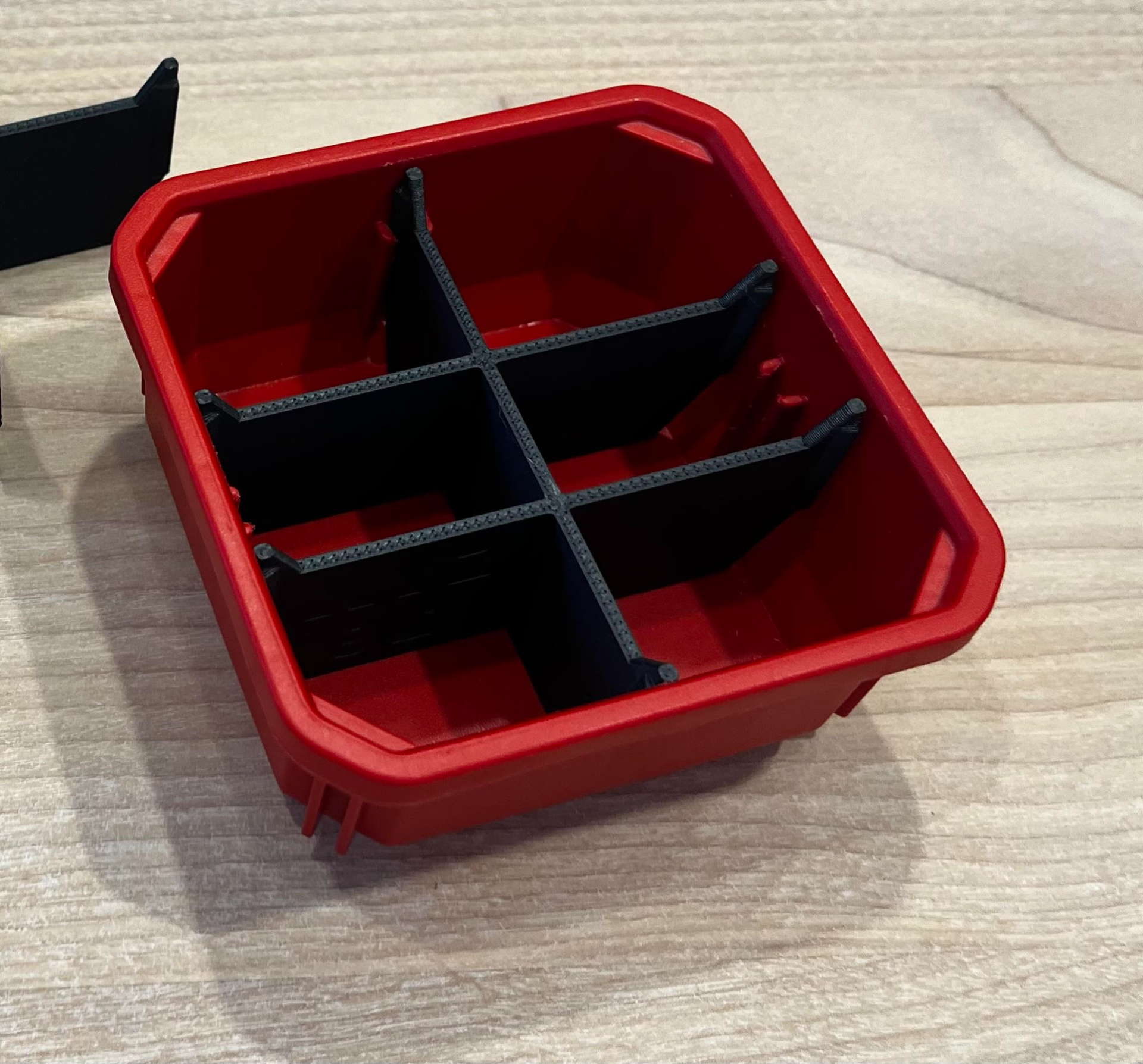 milwaukee packout bin separator v3 6 compartment by xyzcasting3d tools organizers 3D print model - Mito3D