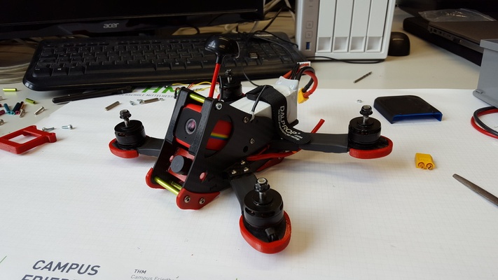 drone shendrones corgi runcam pz0420m l28 caméra monter by zerschmetterling loisir diy rc 600tvl cameramount coptercustoms fpv fpvcameramount sony600tvl hélicoptère 3d print model - Mito3D