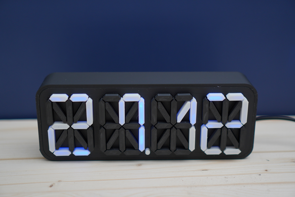 16 segment display lumière boîte by lukis3dstudio ménage bureau calendrier puzzle casse tête led signe 3d print model - Mito3D