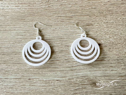 circle earring by sgenos fashion earrings 3d print model - Mito3D