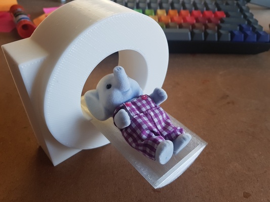 mri tarayıcı sylvanian aileler patiska yaratıklar or oyuncak bebekler ev hastane by yuva oyuncaklar oyunlar calicocritter silvanyalı 3d print model - Mito3D