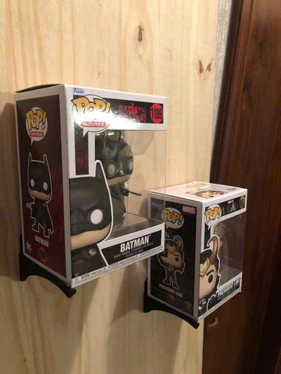 pared montar funko pop by forzamassimo87 juguetes juegos 3d impreso monitor estante soporte coleccionable escaparate wall mounted juguete organizador personalizable figura popular vinilo percha bricolaje diy único imprimible mountable coleccionables personalizado colección almacenamiento solución 3d print model - Mito3D