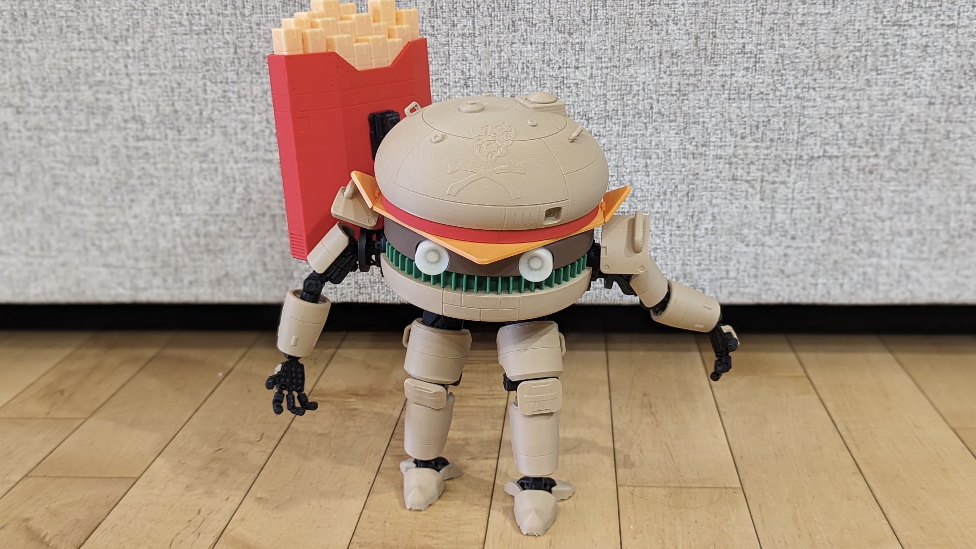 mechdonalds gardien of frites remixé by maître rebelle jouets jeux personnages personnage mech droïde action figure 3D print model - Mito3D