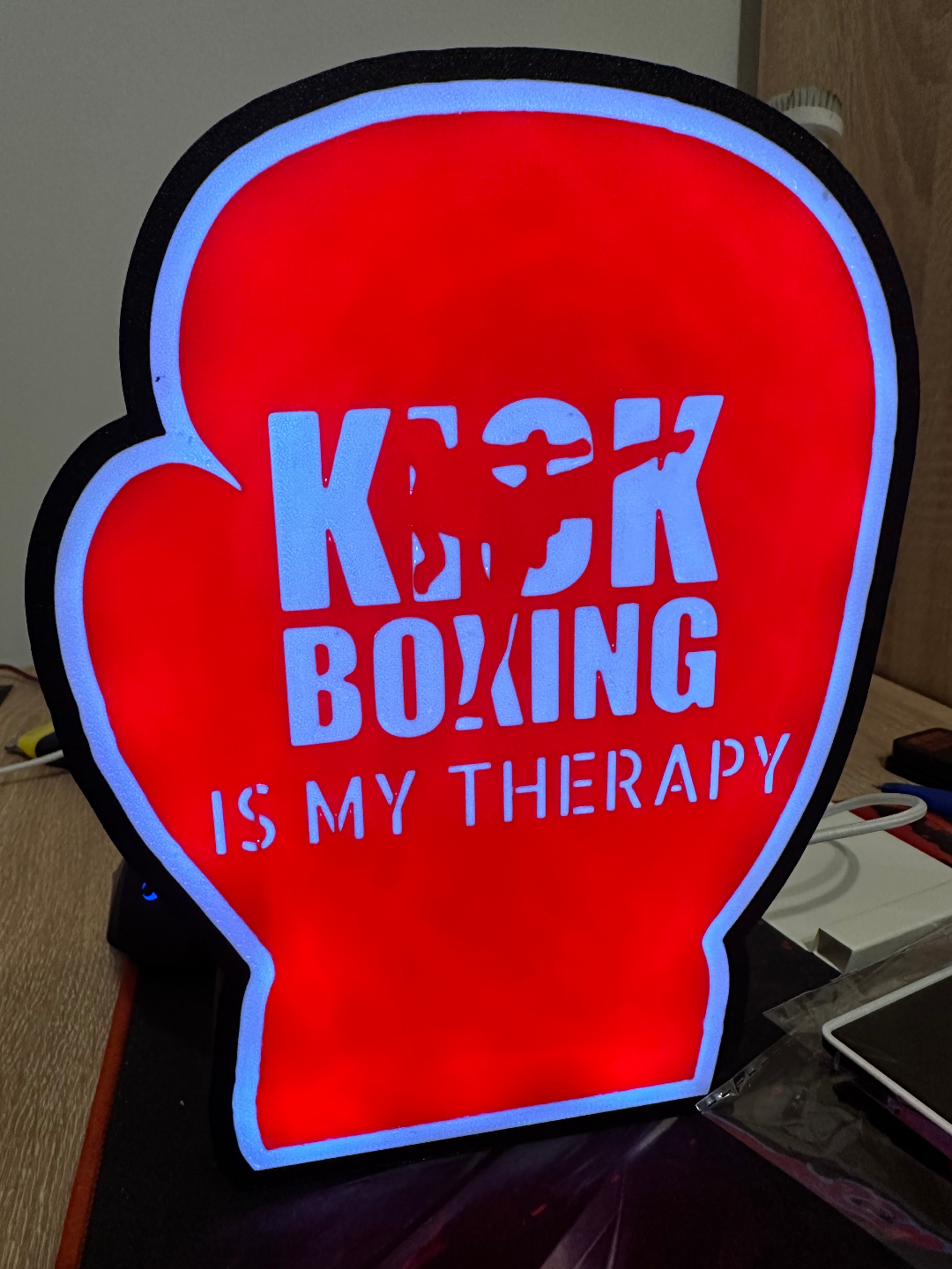 kickboxing lumière boîte by print3dreamz art panneaux logos sport bats boite 3D print model - Mito3D