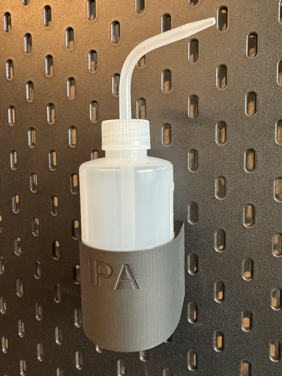 ikea skadis box 60mm flasche by derdoc werkzeuge veranstalter ipa flasche halfter halter unterstützung aufhänger steckbrett peg tafel zubehör container 3d print model - Mito3D