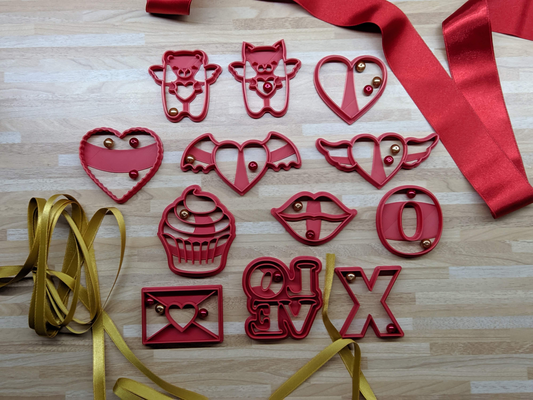 valentin journée biscuit coupeur by indibles loisir diy valentines biscuits coupeurs l'amour baiser petit gâteau cœur conséquent 3d print model - Mito3D