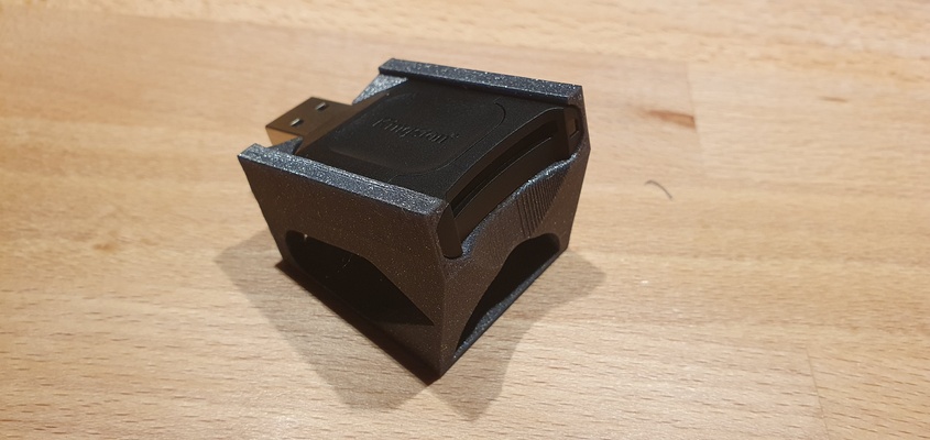 ayakta durmak kart okuyucu kingston by ayı toprakları araçlar gadget'lar kulp destek mk3s yok kolay baskı sd sd sahibi 3d print model - Mito3D