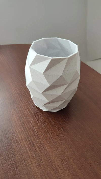 vase by mackie2109 haushalt haus modelle 3d print model - Mito3D