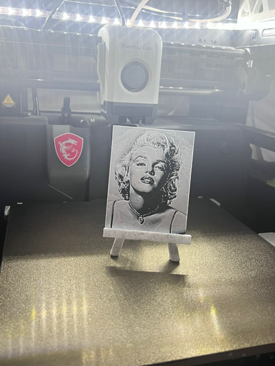 marilyn monroe 2 forja chapéus by fatalchaos25 arte 2d decoração 3d print model - Mito3D