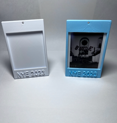 fujifilm instax mini ornamento telaio 2023 by sorprendente domestico festività instaxmini natale anni 3d print model - Mito3D