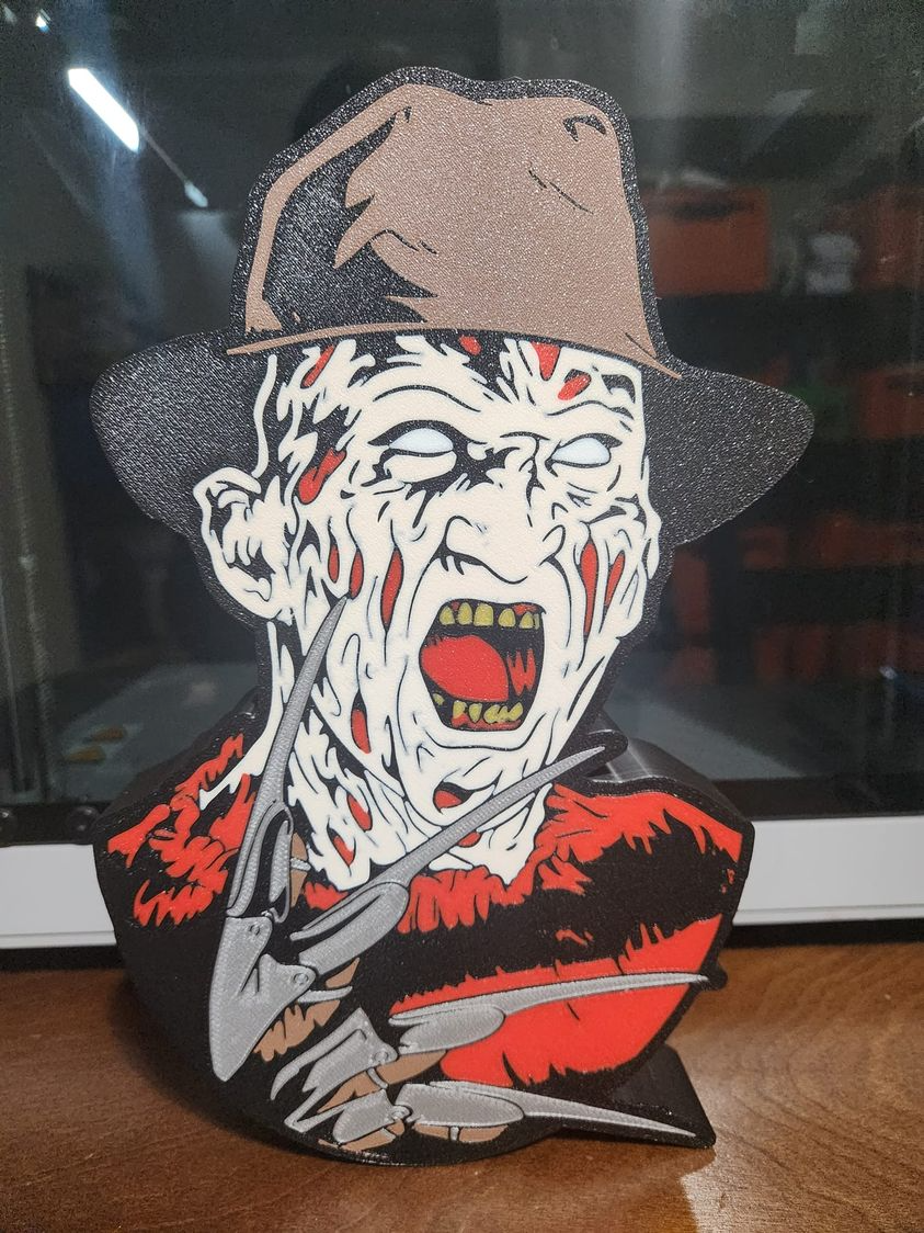 freddy krueger luz by bromigo77 arte sinais logotipos conduziu horror filme caixa parede 3D print model - Mito3D