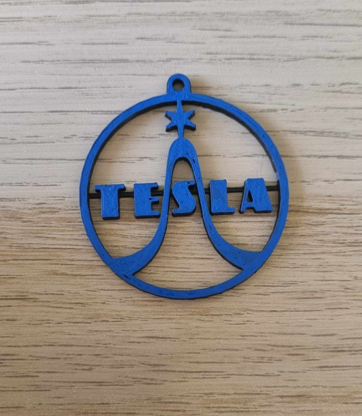 tesla logo etiket by tükenmişlik sanat madeni para rozetler a1 mini x1 x1c p1p p1s bambu bambulab 3D print model - Mito3D