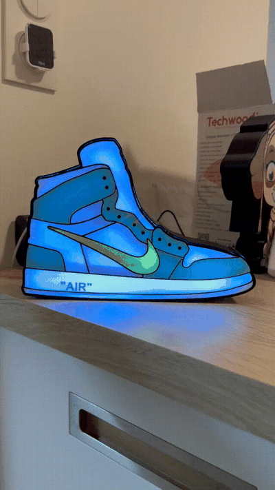 lampada luce scatola nike aria mag guidato 4 or 5 colori by guillaume76620 arte modelli nikeair boite luminoso scarpa 3d print model - Mito3D