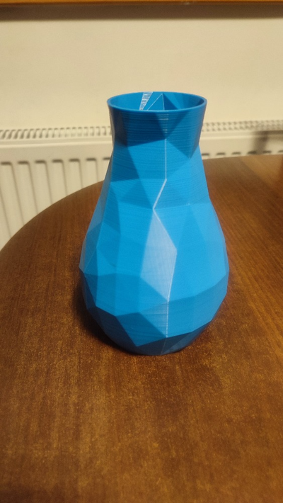 vase 2 by mackie2109 household house models poly lowpoly 3d print model - Mito3D