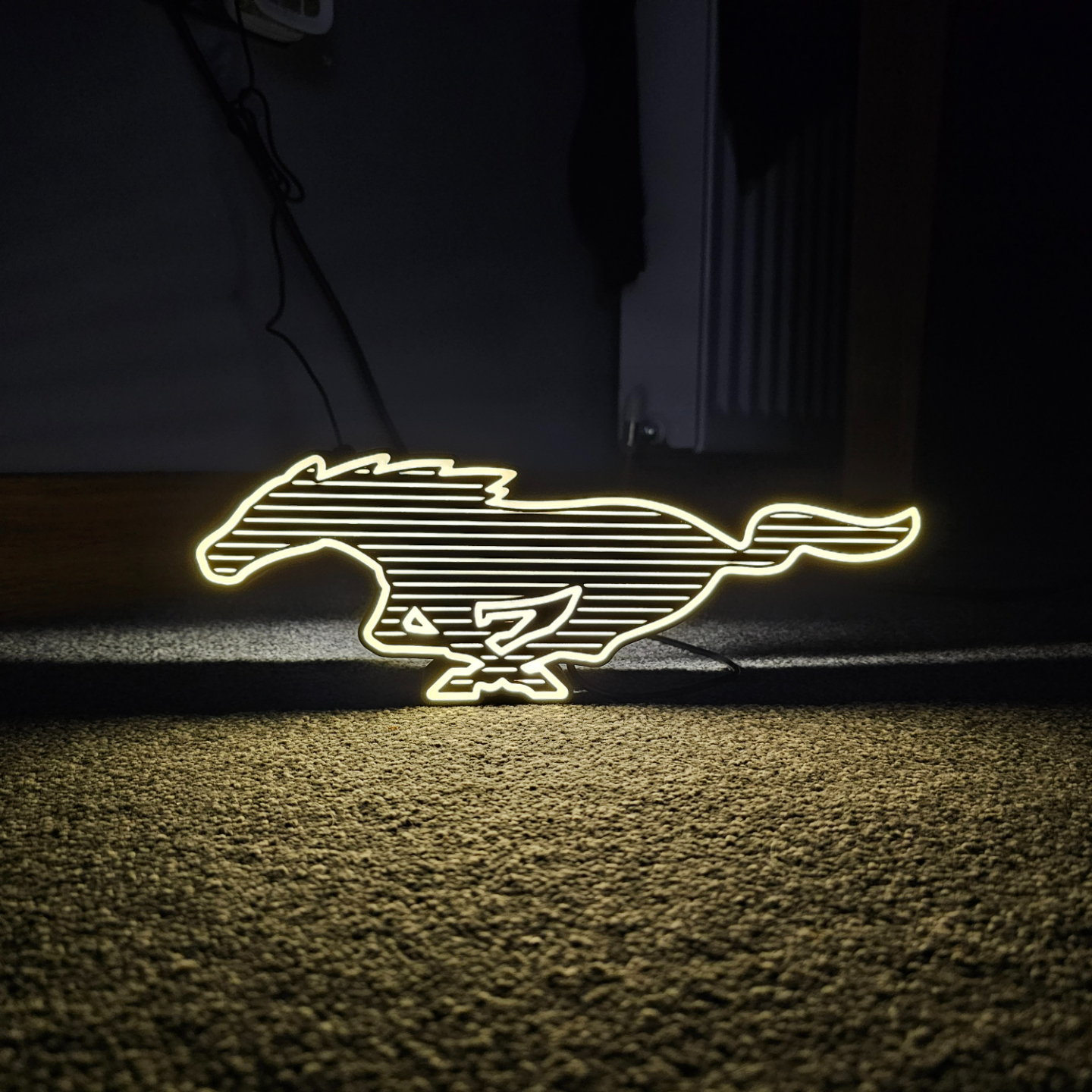 mustang mach led lumière boîte by superiororganisersolutions ménage décor 3D print model - Mito3D