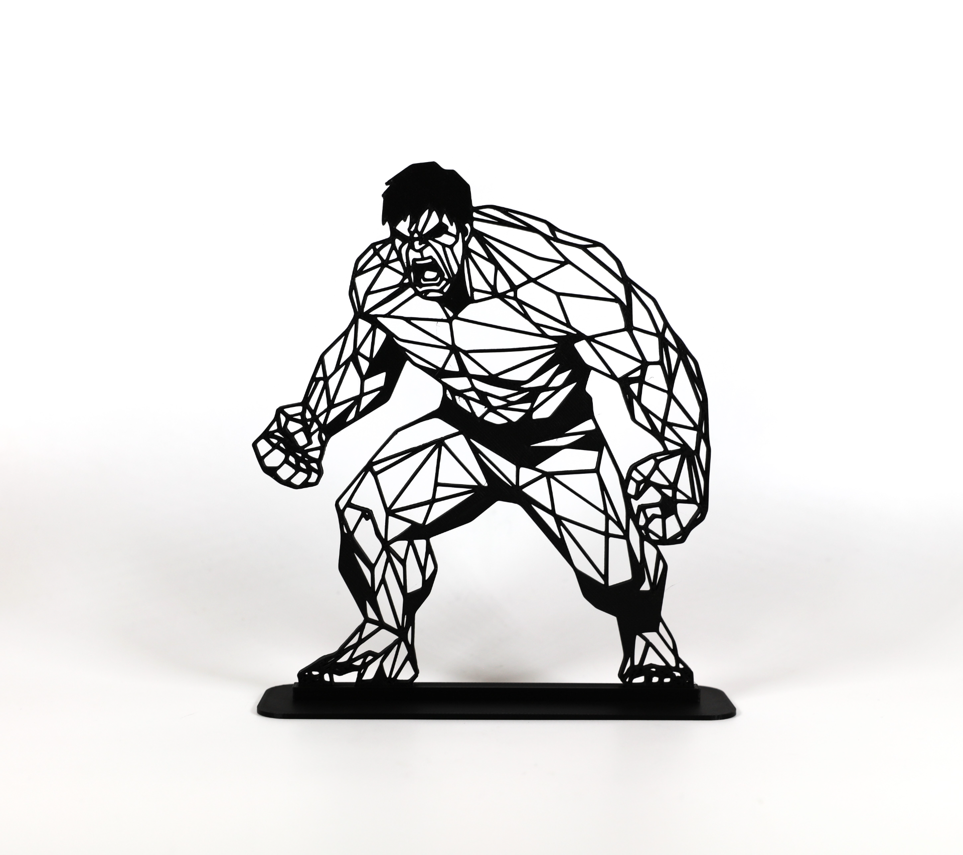 geometric poly incredible hulk by phaseworksca art sculptures marvel avengers comic cinematic universe geek gift nerd decor display decorative sculpture statue abstract contemporary superhero iron man bruce banner tony stark endgame infinity war age of ultron thor ragnarok 3D print model - Mito3D