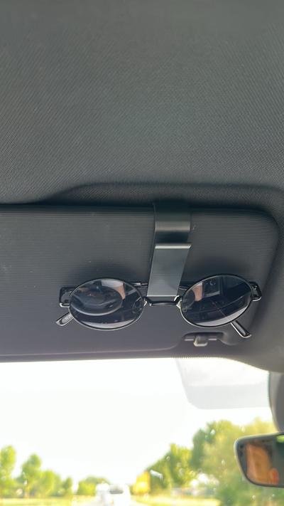 brillenhalter f r das auto sonnenblende glases holder car sun visor by julian hof tools gadgets brillen brille brillenablage glasses carrier case cover sunglasses sunglassesclip sunglass clip accessoir accessories art cargadget gadget shop sonnenbrille sonnenbrillenablage sunvisor sunvisorclip 3d print model - Mito3D