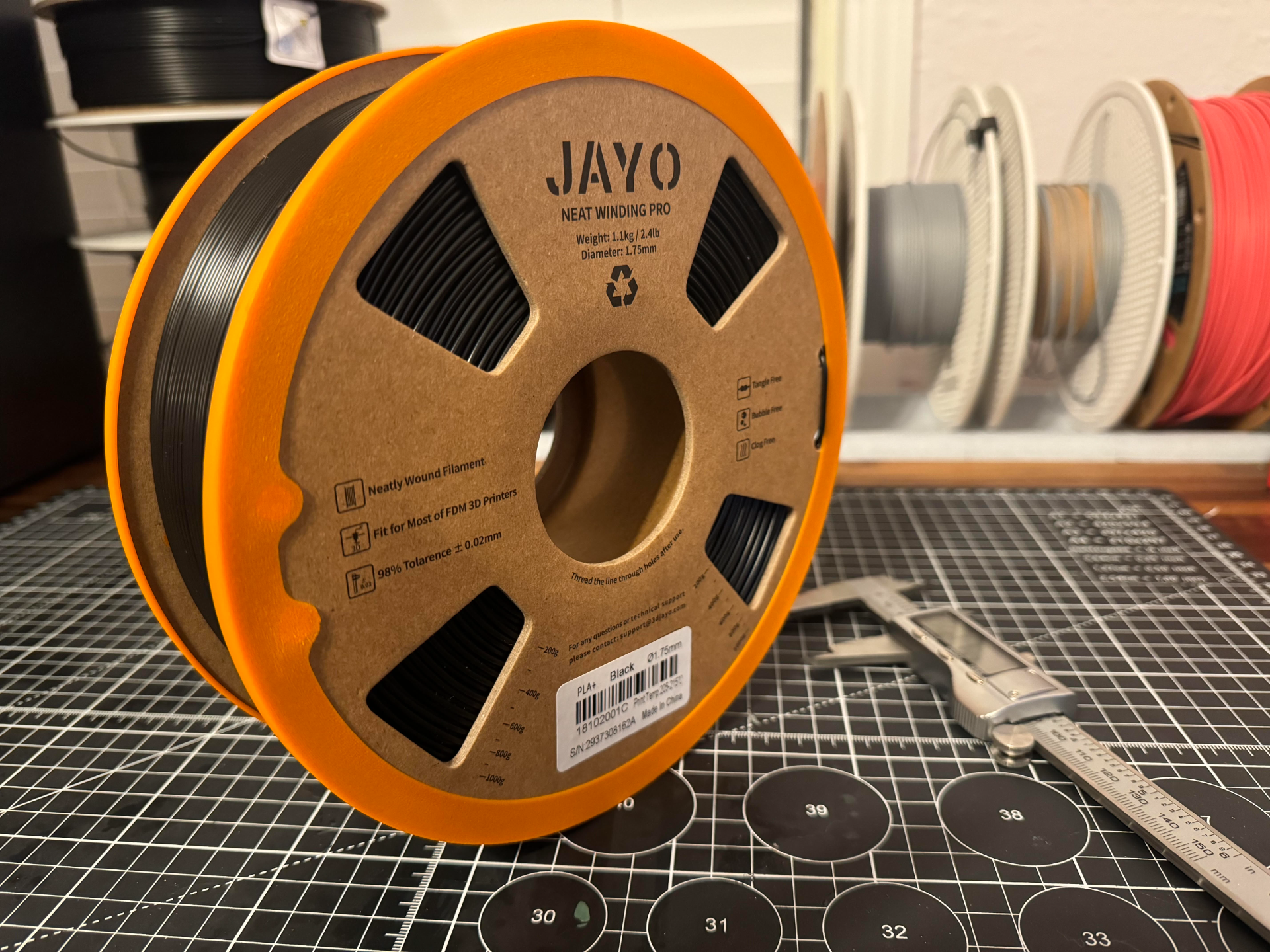 jayo ams cartulina carrete adaptador by benny 3d impresora accesorios sunlu polimaker pla polilita polisónico pro adaptado ahorrador hidra rápido impresión deporte ridículo esun interior duramic 3D print model - Mito3D