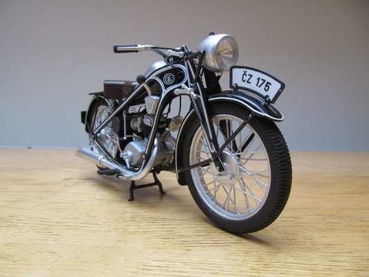 cz 175 - 1939 1 10 by mochr hobby & diy vehicles czech retro vintage custom historical motorbike czechrepublic motorcycle thingiverse 150 jawa 350 250 czechoslovakia cz175 3d print model - Mito3D