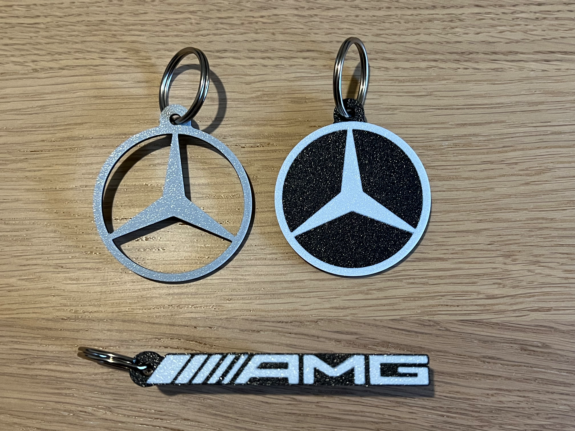 mercedes chaveiro amg by 3dingo passatempo faça veículos benz portachiavi veículo carro auto máquina gadget acessórios accessori reverter impressão reversa 3D print model - Mito3D