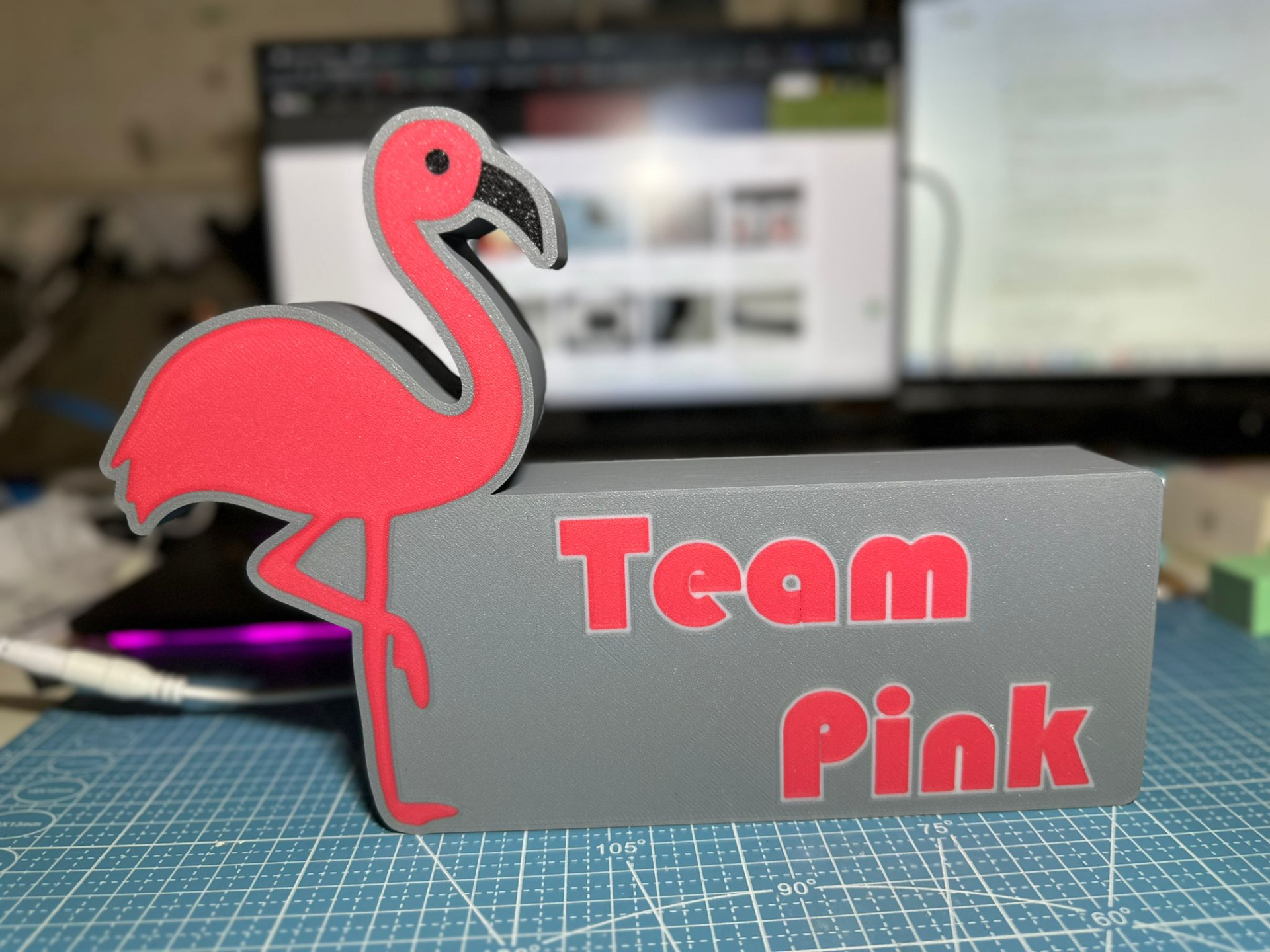 flamingo lightbox by auro2k household decor pelikan pink girl team teampink nachtlicht female cute licht light 3D print model - Mito3D