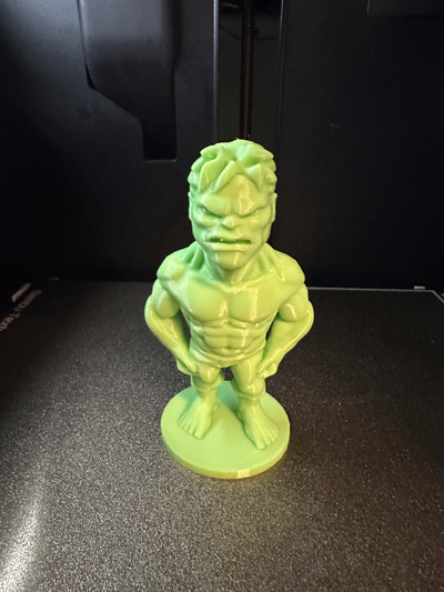 chibi hulk base supporto by memel magia giocattoli giochi personaggi meraviglia verde vendicatori 3d print model - Mito3D