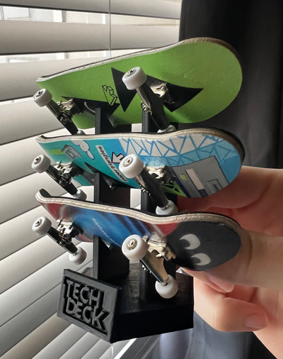 technik deck halter unterstützung breiter base neu gemischt by abonnieren werkzeuge veranstalter skateboard techdeck 3d print model - Mito3D