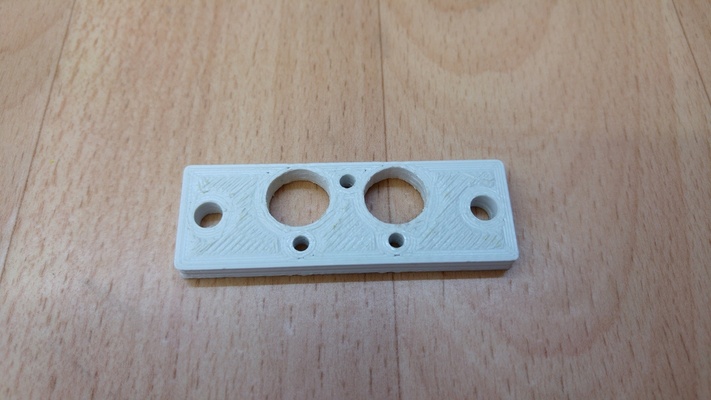 dual bowdenhotend adapter f r sparkcube e3d v6chimera clone by 2 beers 3d printer parts chimera dualhotend dualextrusion e3dchimera halter hotend multiextrusion 3d print model - Mito3D